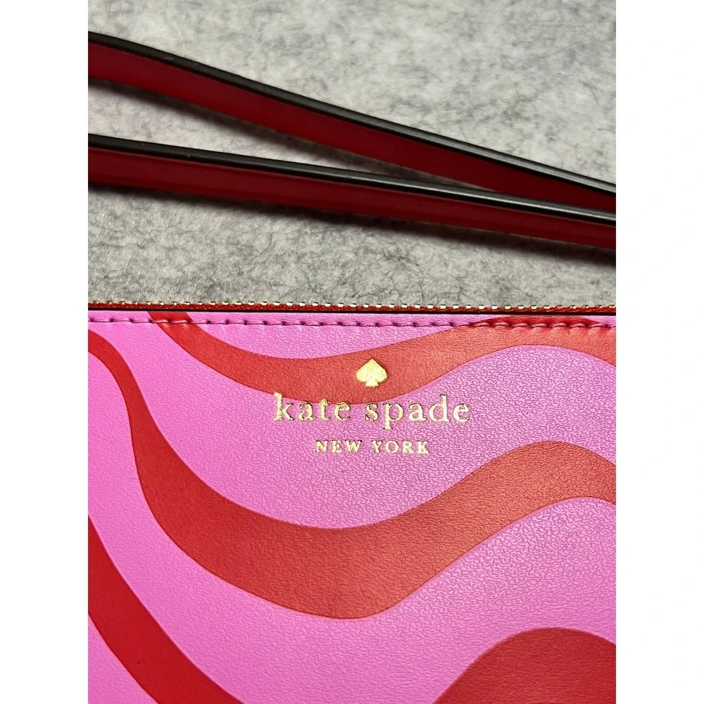 Kate Spade Sticky Situation Cherry Chewing Gum Pink Red Wavy Wristlet Pouch NEW